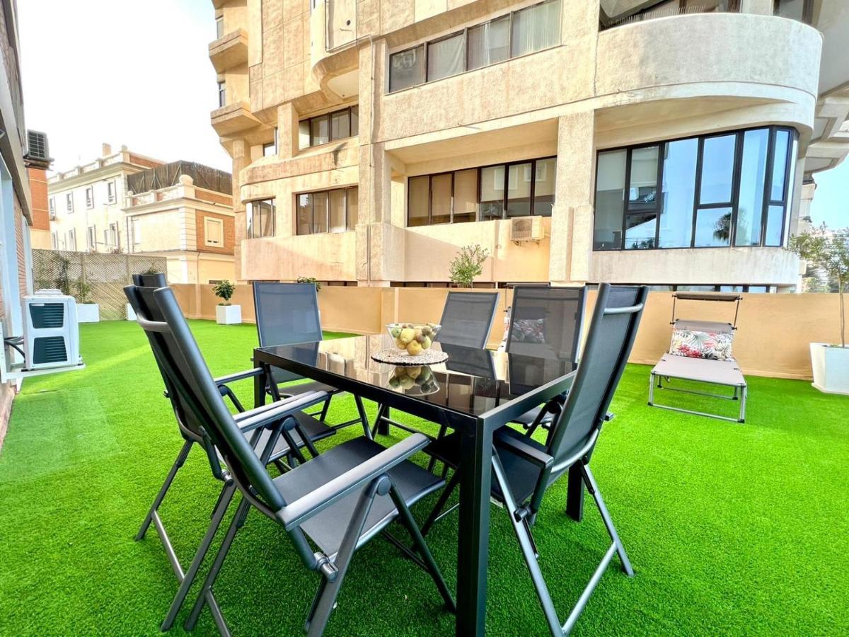 Malagueta Beach I & Private Terrace By Ele Apartments Malaga Ngoại thất bức ảnh